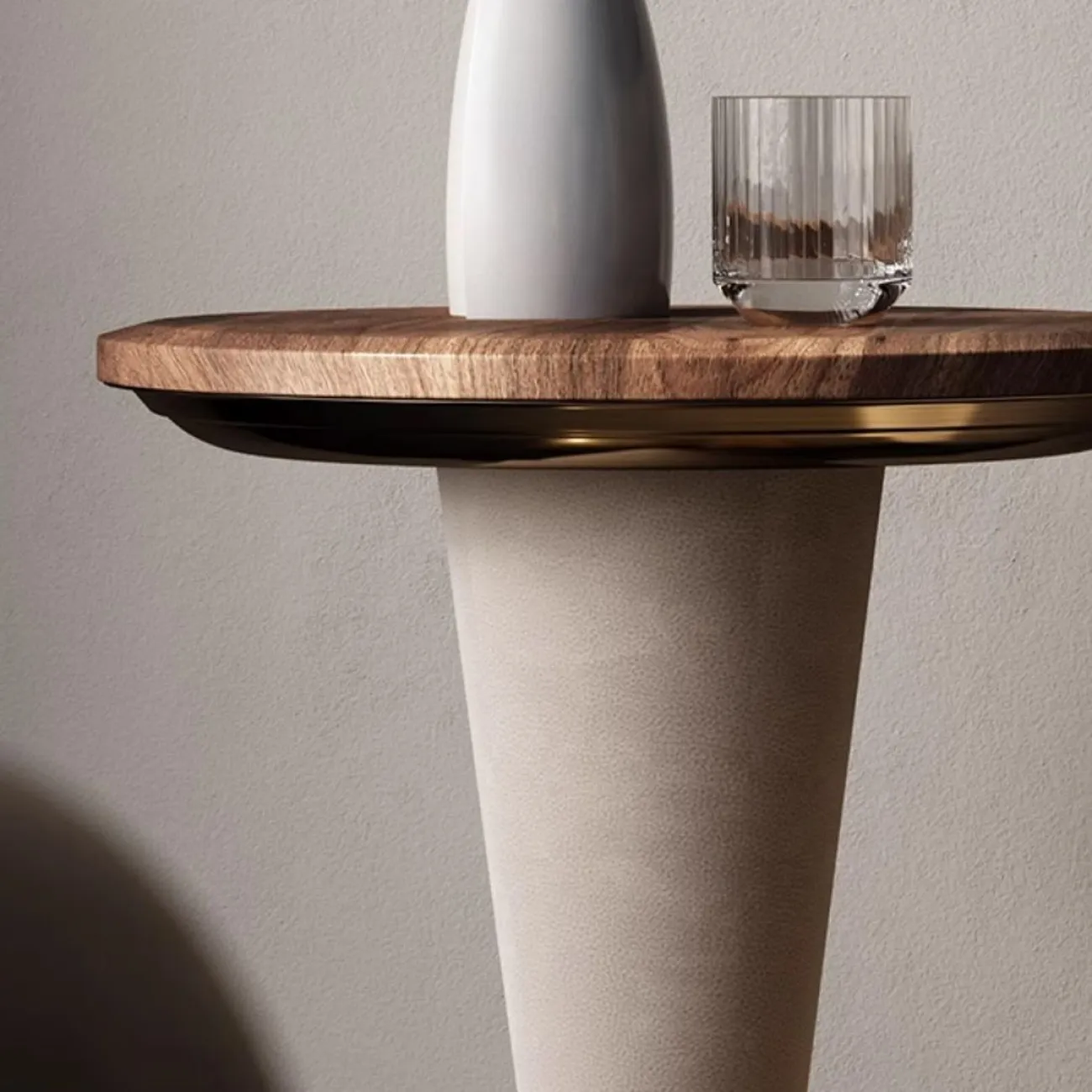 Журнальный столик  из массива дерева  в роскошном стиле LUXURY VISN 35828-29