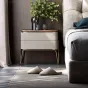Роскошный прикроватный столик из массива черного ореха LUXURY VISN 35834-29