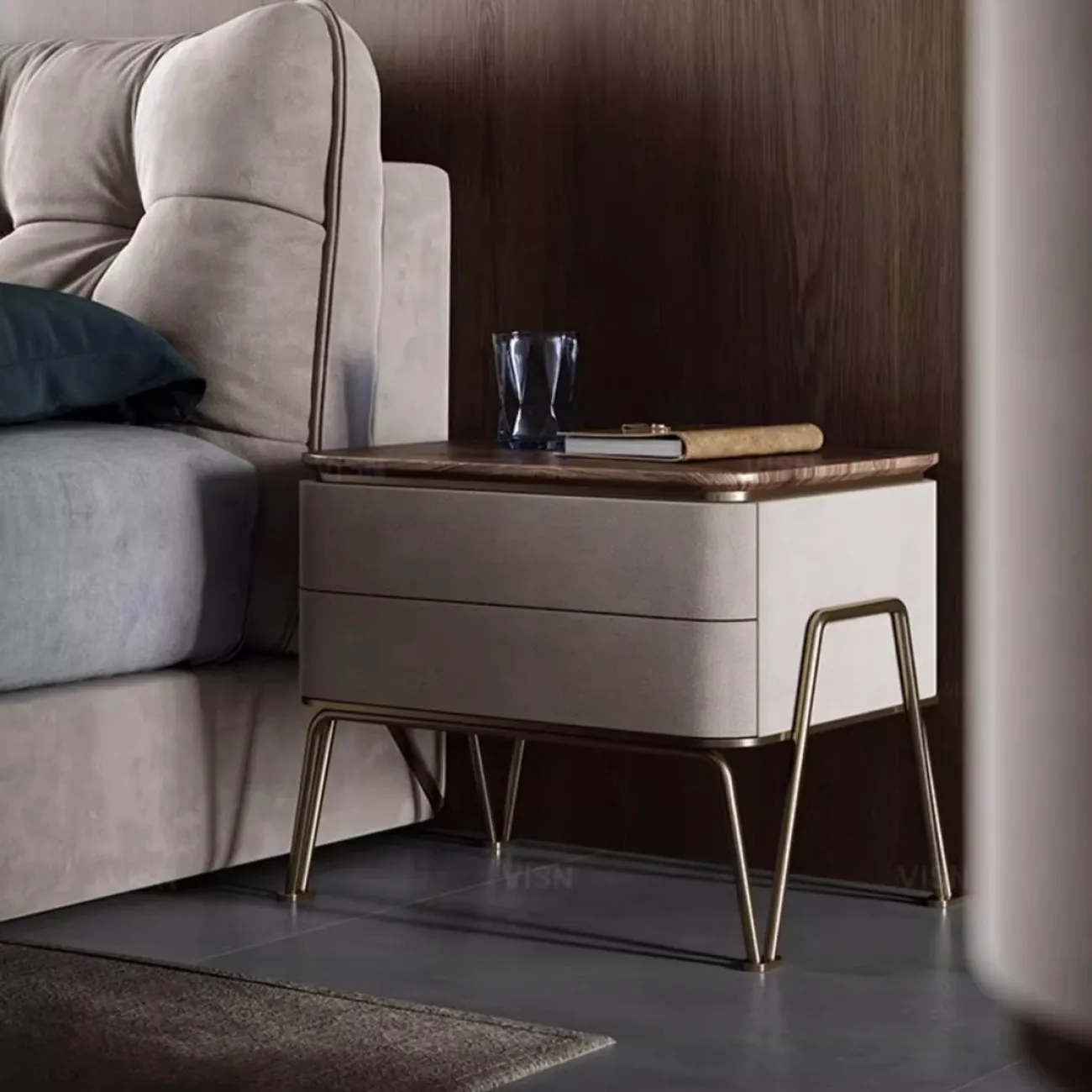 Роскошный прикроватный столик из массива черного ореха LUXURY VISN 35834-29 Роскошный прикроватный столик из массива черного ореха LUXURY VISN 35834-29