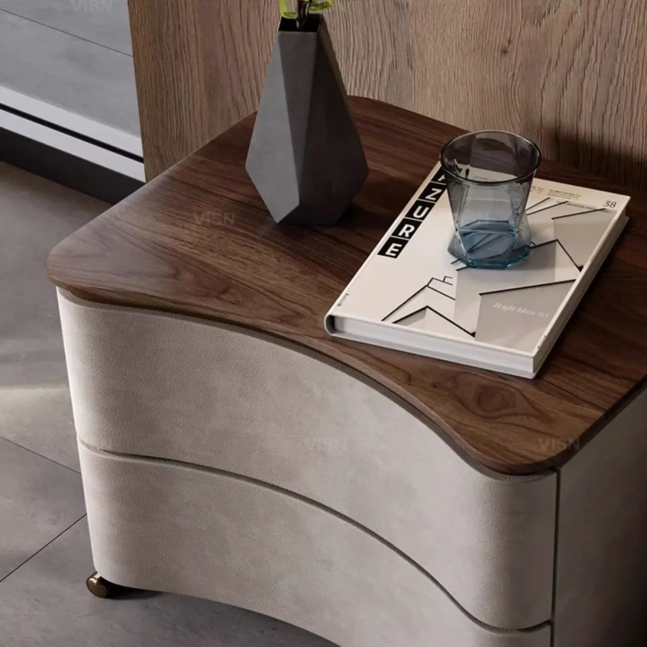 Современная прикроватная тумбочка из орехового дерева LUXURY VISN 35836-29