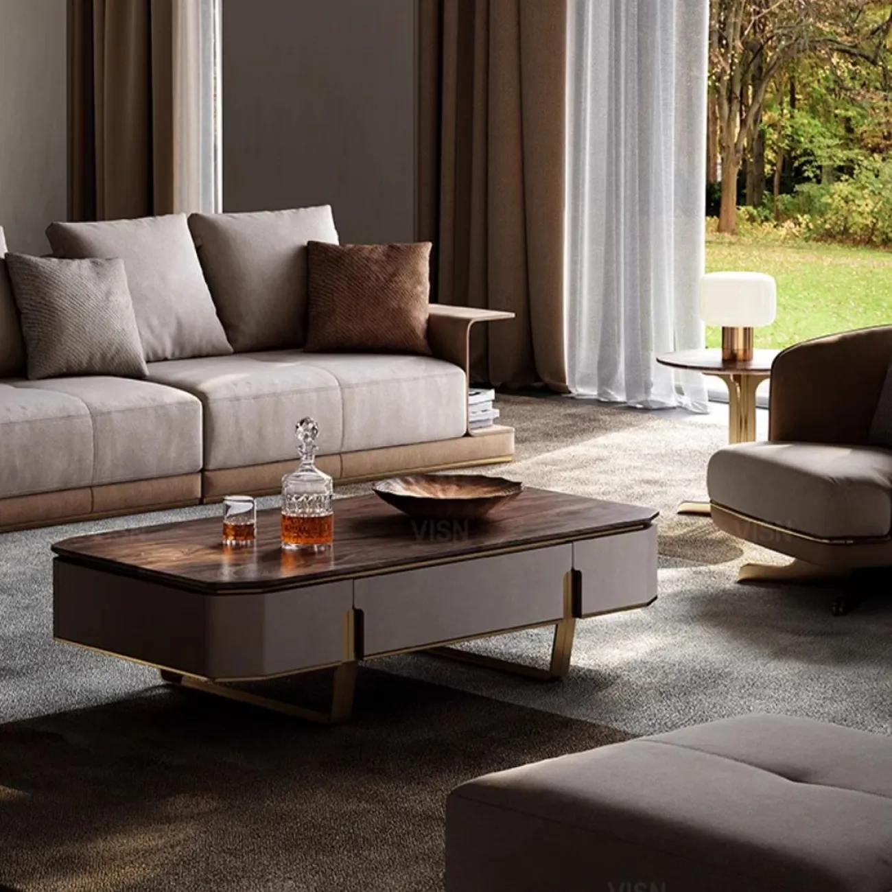 Итальянский журнальный столик из массива дерева  LUXURY VISN 35870-29