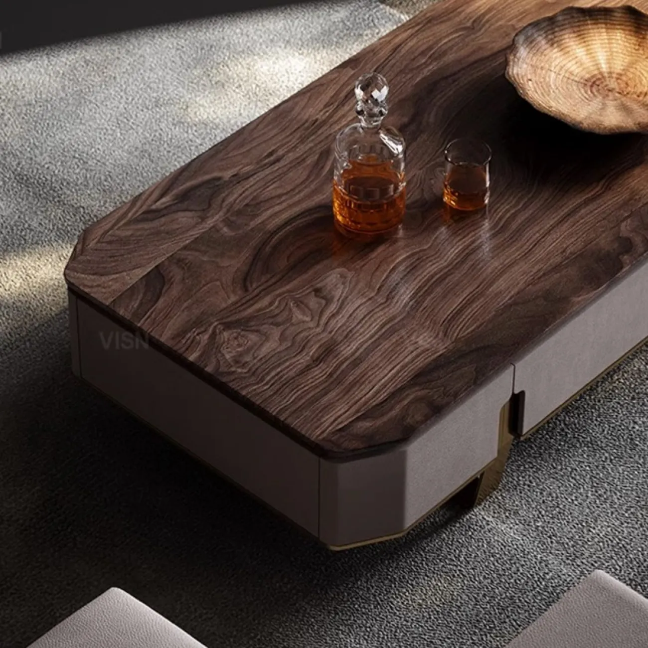 Итальянский журнальный столик из массива дерева  LUXURY VISN 35870-29