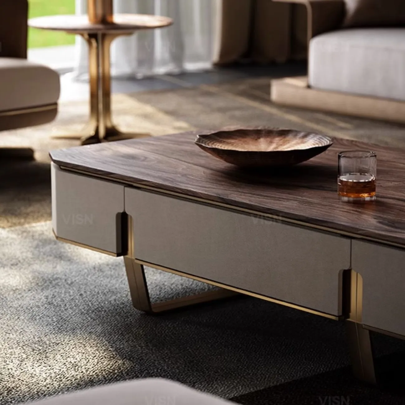 Итальянский журнальный столик из массива дерева  LUXURY VISN 35870-29