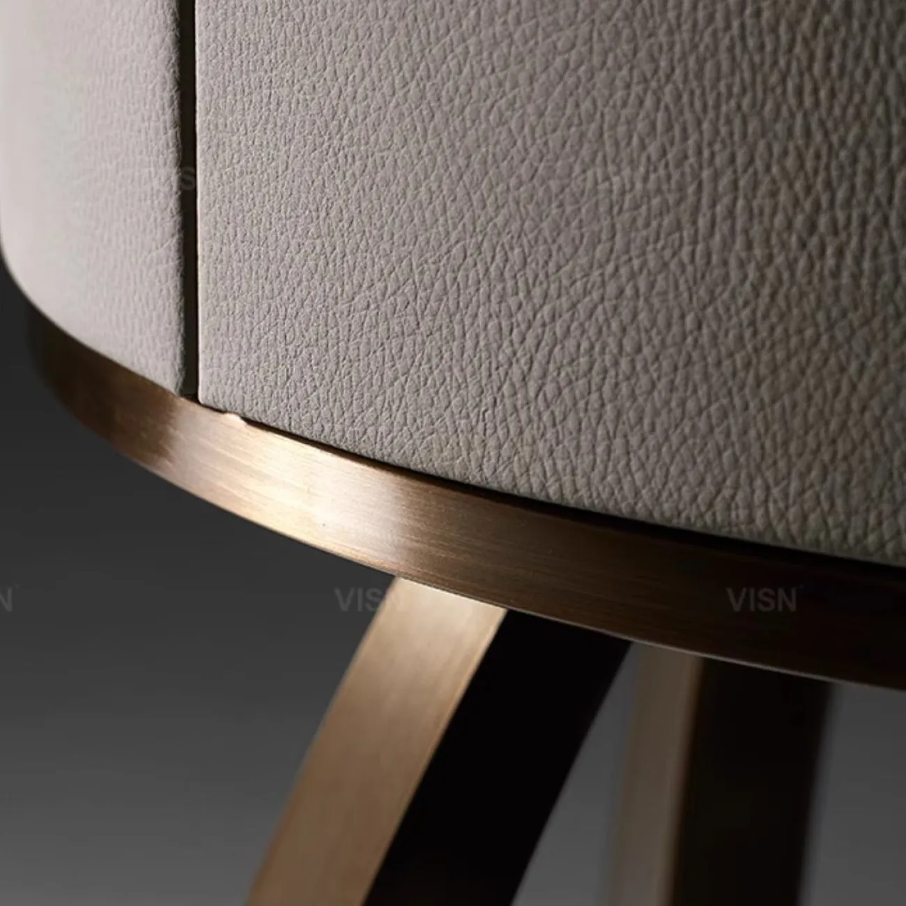 Роскошный прикроватный столик из массива чёрного ореха LUXURY VISN 35898-29