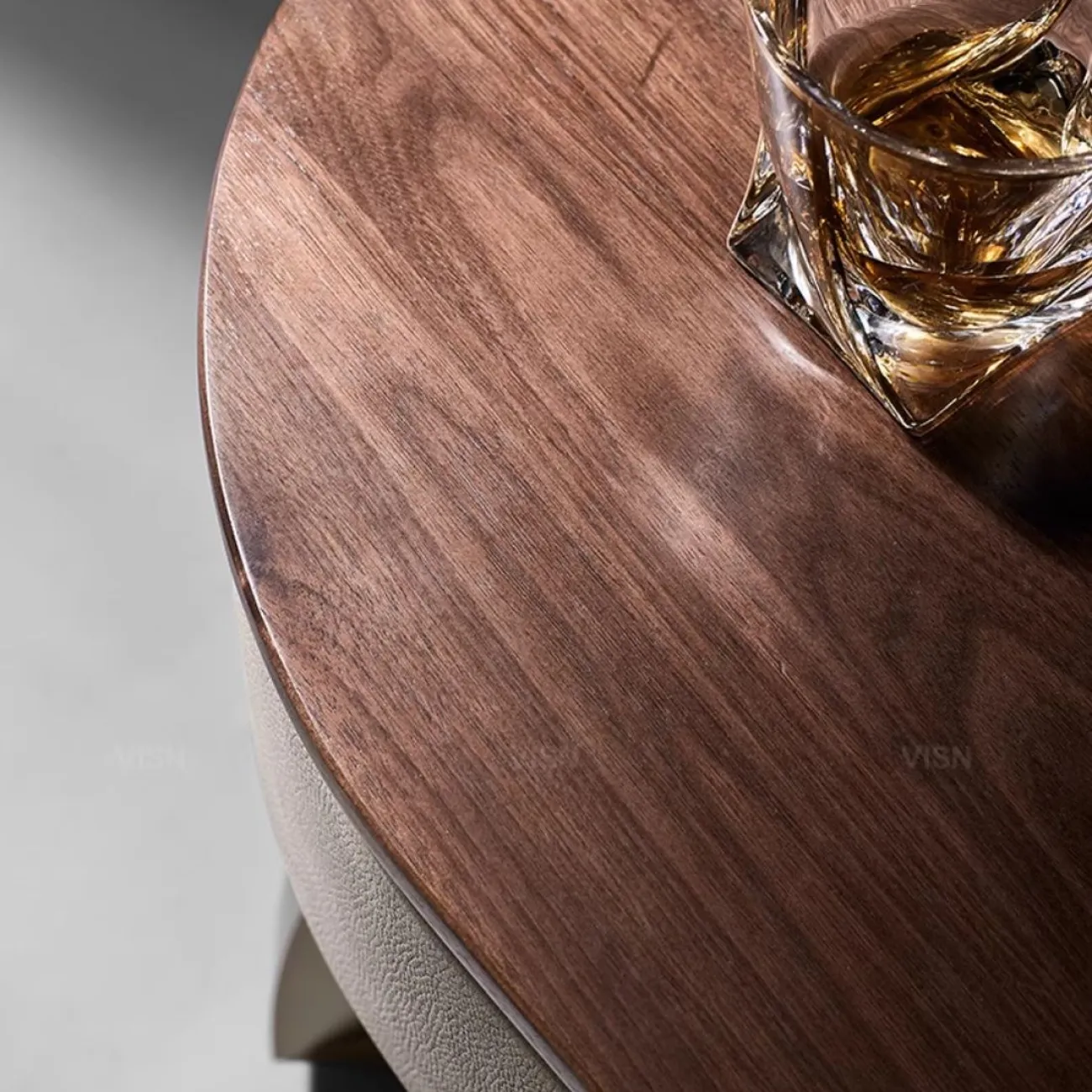 Роскошный прикроватный столик из массива чёрного ореха LUXURY VISN 35898-29