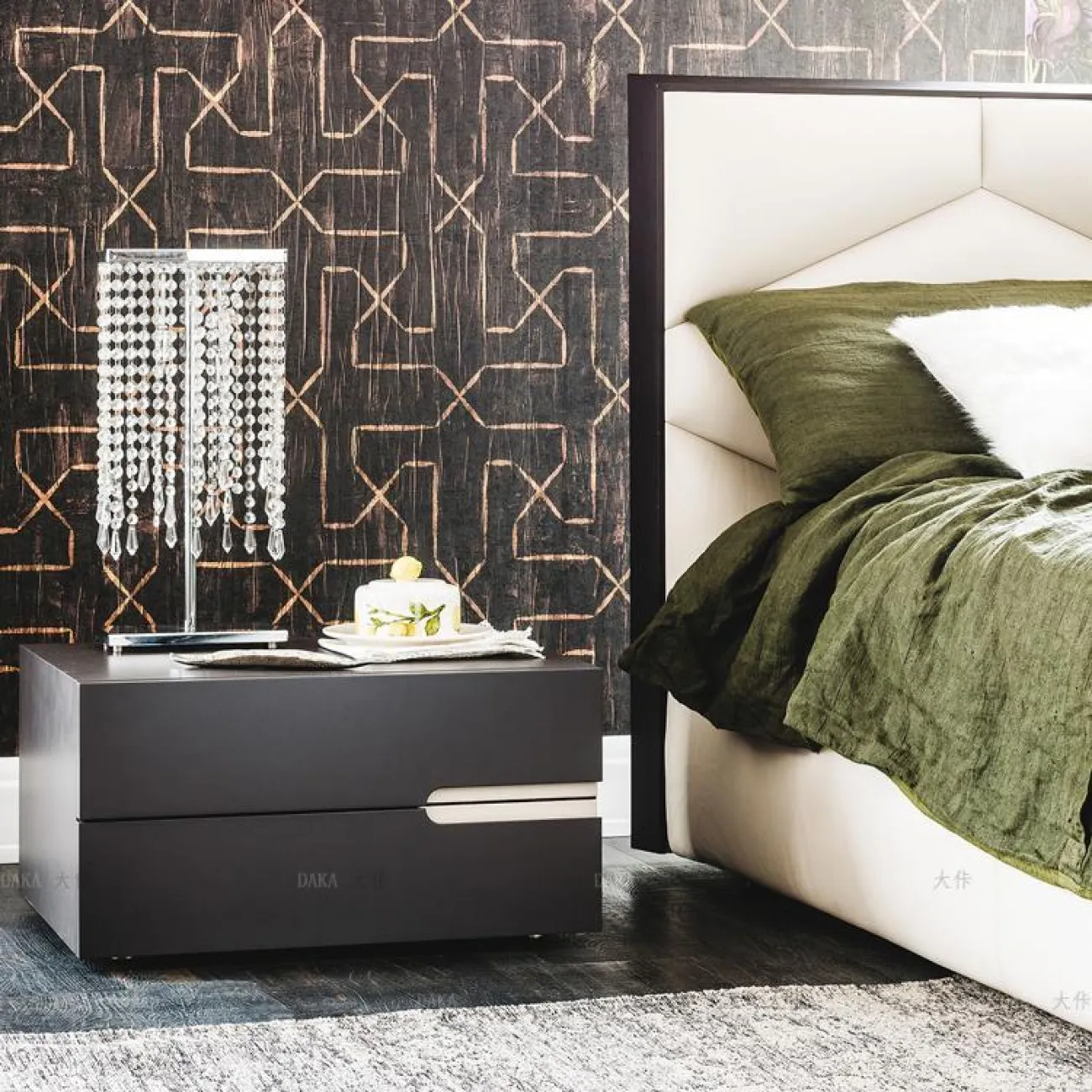 Роскошная прикроватная тумба в Современном стиле LaLume AR21279-23