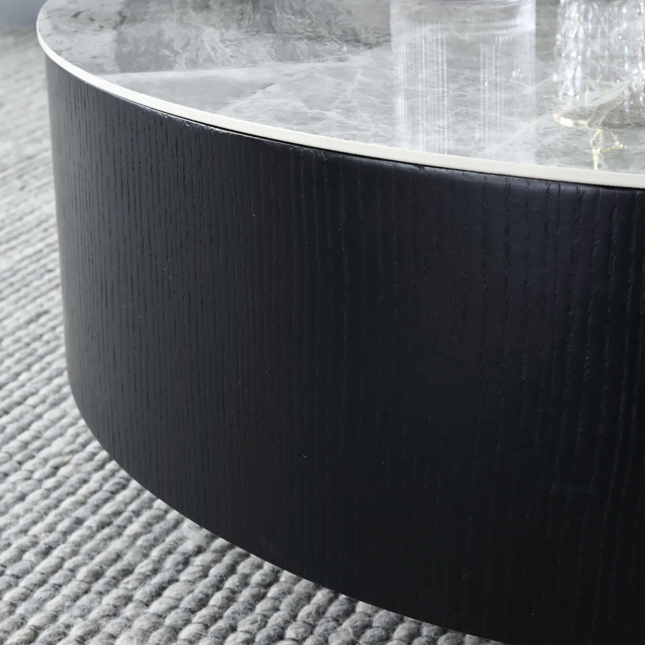 Роскошный круглый журнальный стол с ящиком в Минималистичном стиле LaLume AR21272-23