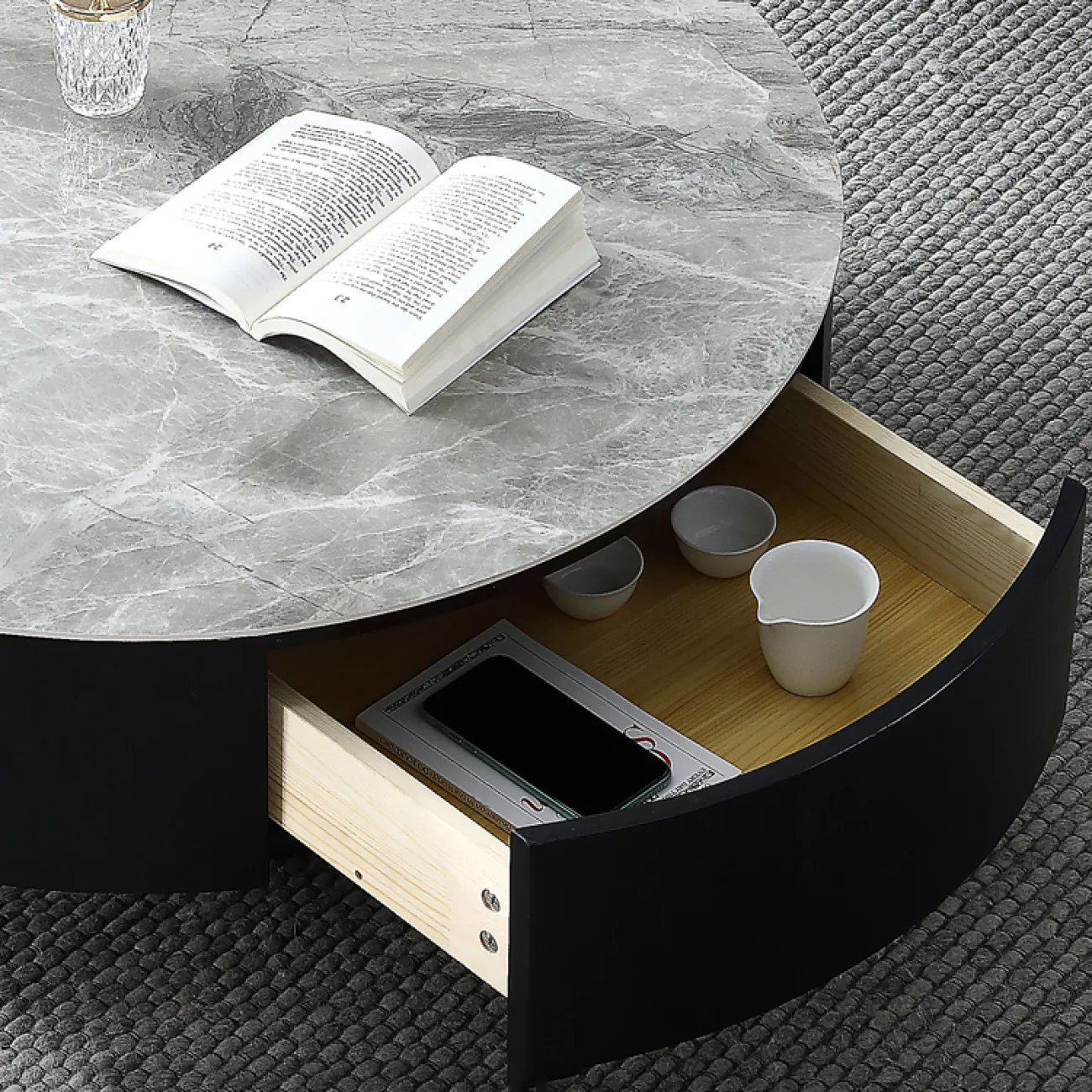 Роскошный круглый журнальный стол с ящиком в Минималистичном стиле LaLume AR21272-23