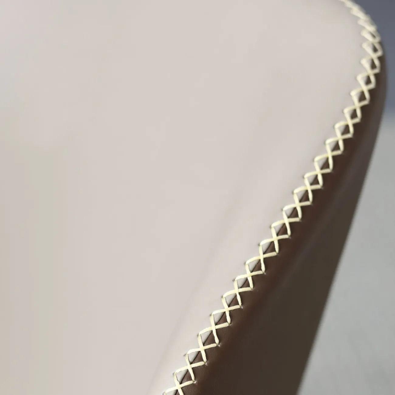 Минималистичный дизайнерский обеденный стул в стиле Постмодерн LaLume AR21251-23