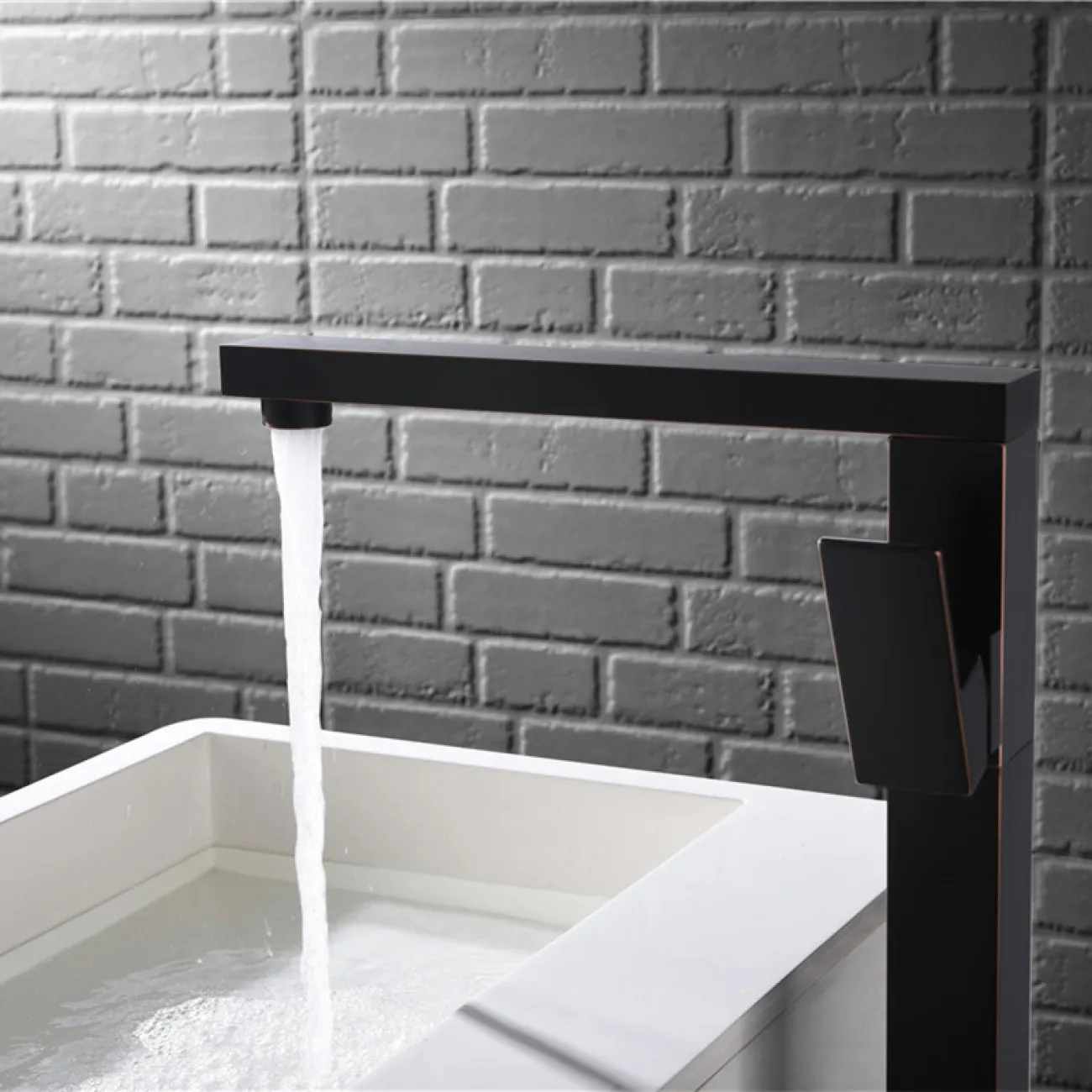 Современный латунный смеситель для ванной комнаты LaLume MB20507-23