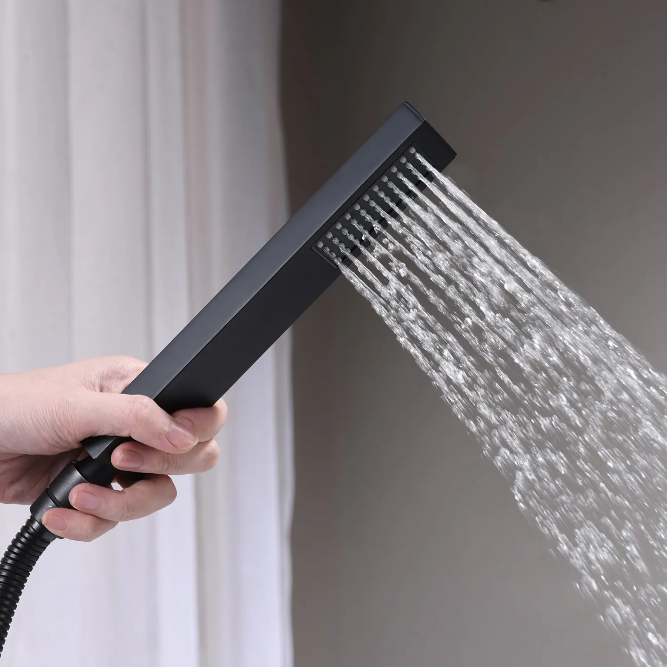 Современный смеситель-душ для ванной комнаты LaLume MB20509-23