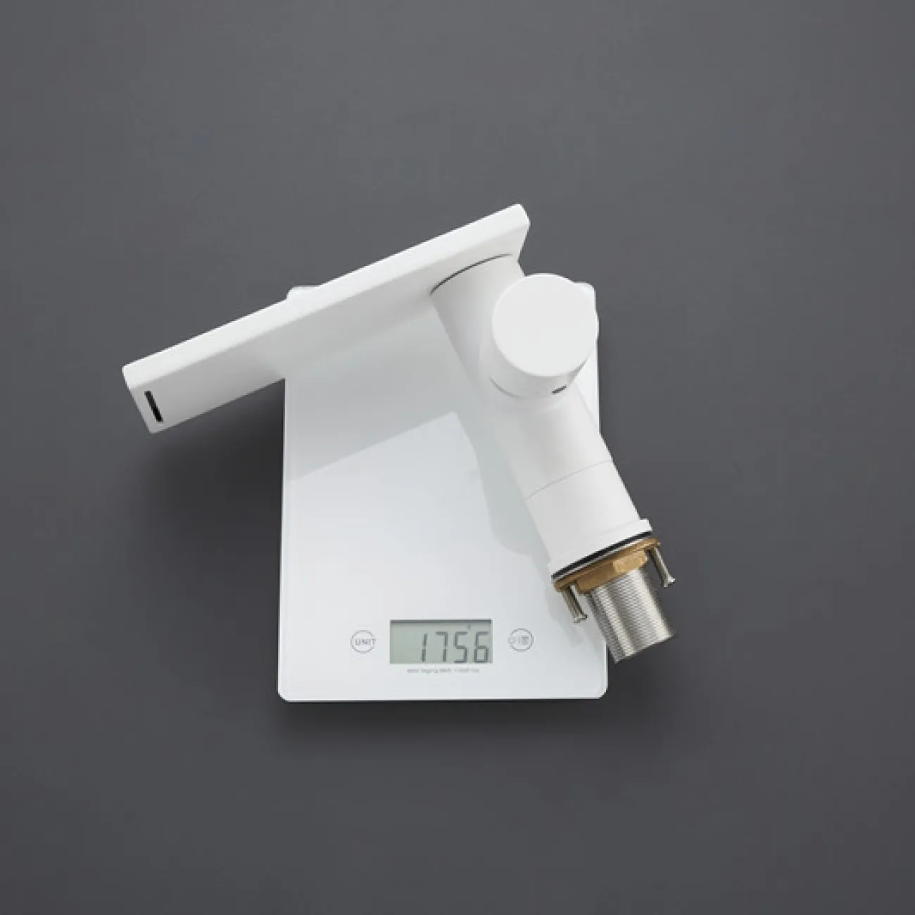 Современный латунный смеситель для ванной комнаты LaLume MB20511-23