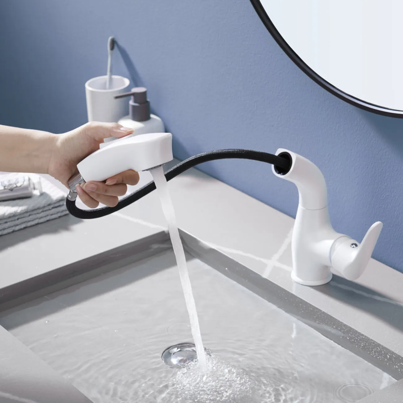 Современный многофункциональный латунный смеситель для ванной комнаты LaLume MB20514-23 Современный многофункциональный латунный смеситель для ванной комнаты LaLume MB20514-23