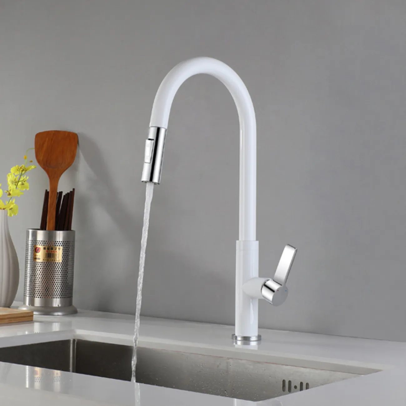 Выдвижной латунный смеситель для кухни LaLume MB20544-23