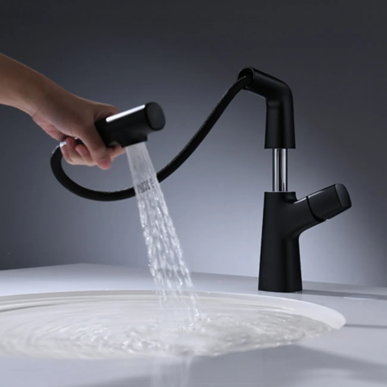 Современный латунный смеситель для ванной комнаты LaLume MB20718-23 Современный латунный смеситель для ванной комнаты LaLume MB20718-23