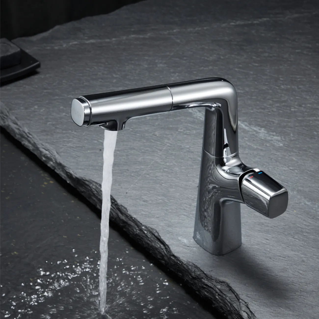 Современный латунный смеситель для ванной комнаты LaLume MB20718-23 Современный латунный смеситель для ванной комнаты LaLume MB20718-23