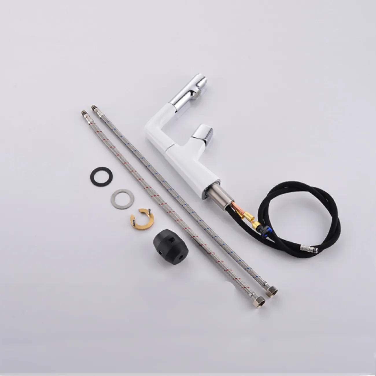 Современный латунный смеситель для ванной комнаты LaLume MB20718-23 Современный латунный смеситель для ванной комнаты LaLume MB20718-23