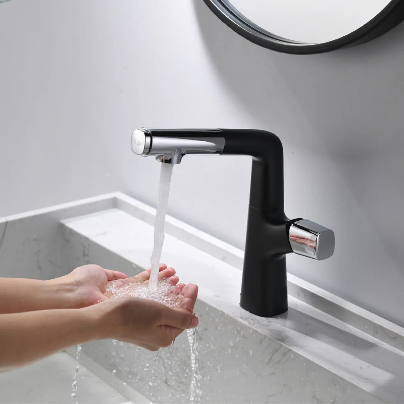 Современный латунный смеситель для ванной комнаты LaLume MB20718-23 Современный латунный смеситель для ванной комнаты LaLume MB20718-23