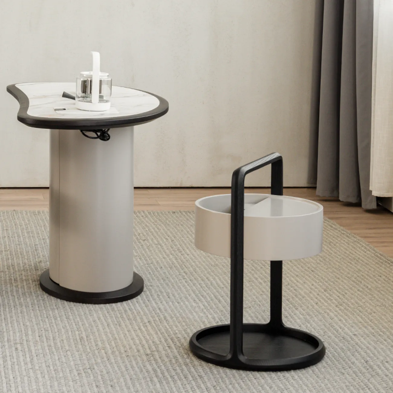 Круглый столик с ящиком для хранения из массива дерева MIZEO 37326-29