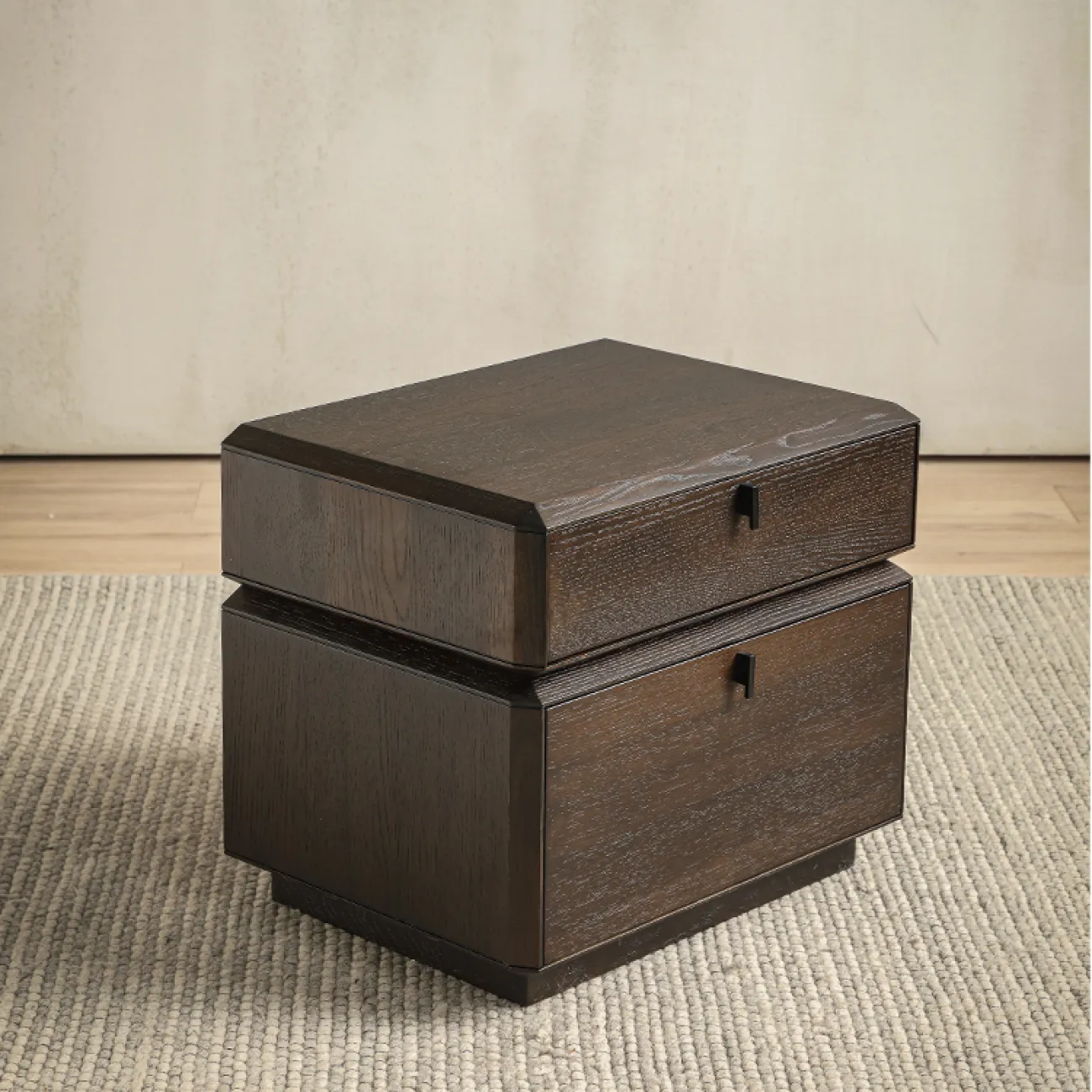 Прикроватная тумба из массива дерева MIZEO 37333-29 Прикроватная тумба из массива дерева MIZEO 37333-29