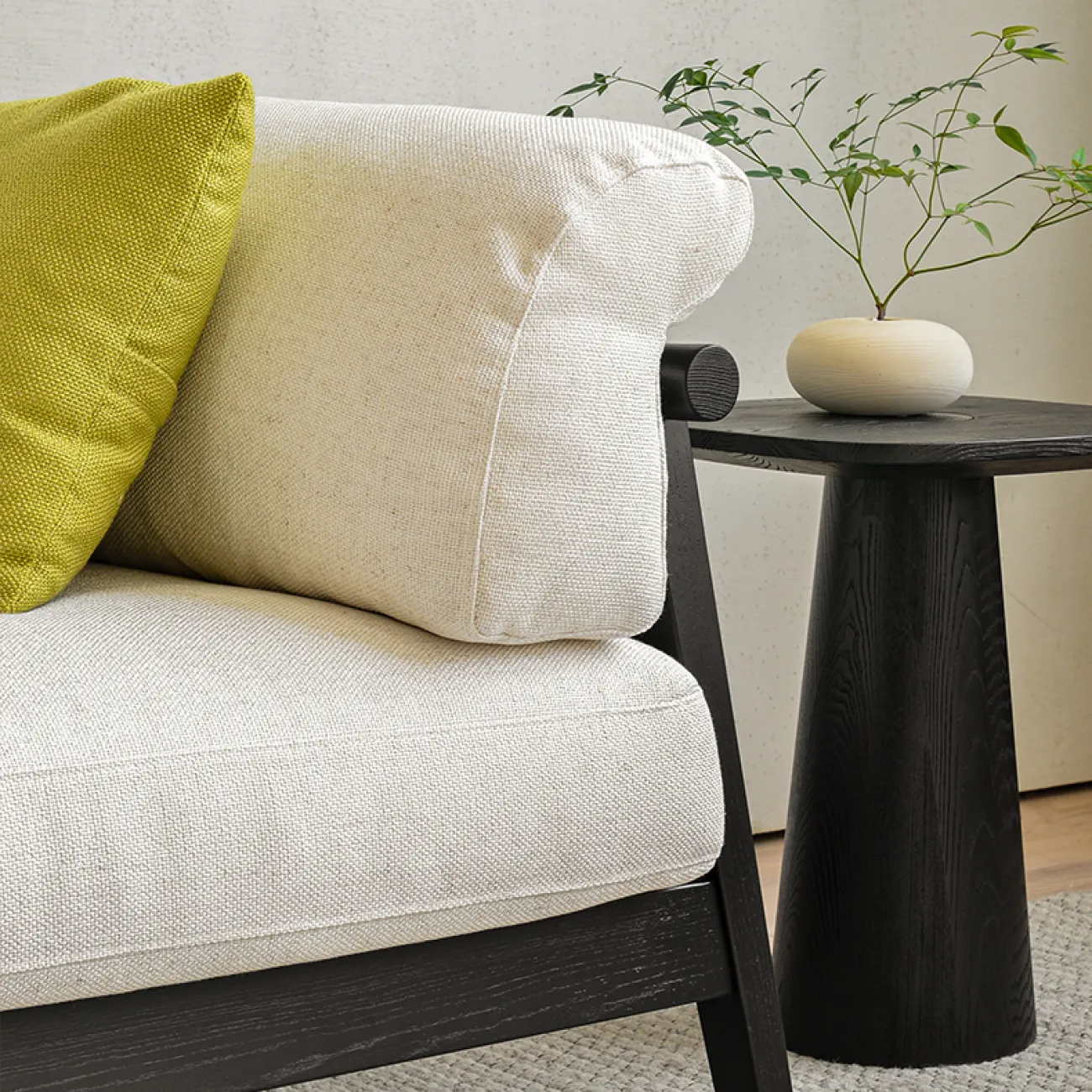 Итальянский минималистичный диван  MIZEO 37340-29