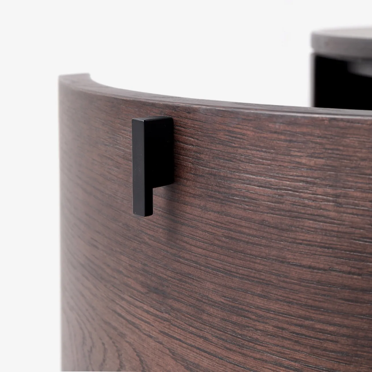 Современная прикроватная тумба из дымчатого ясеня MIZEO 37341-29