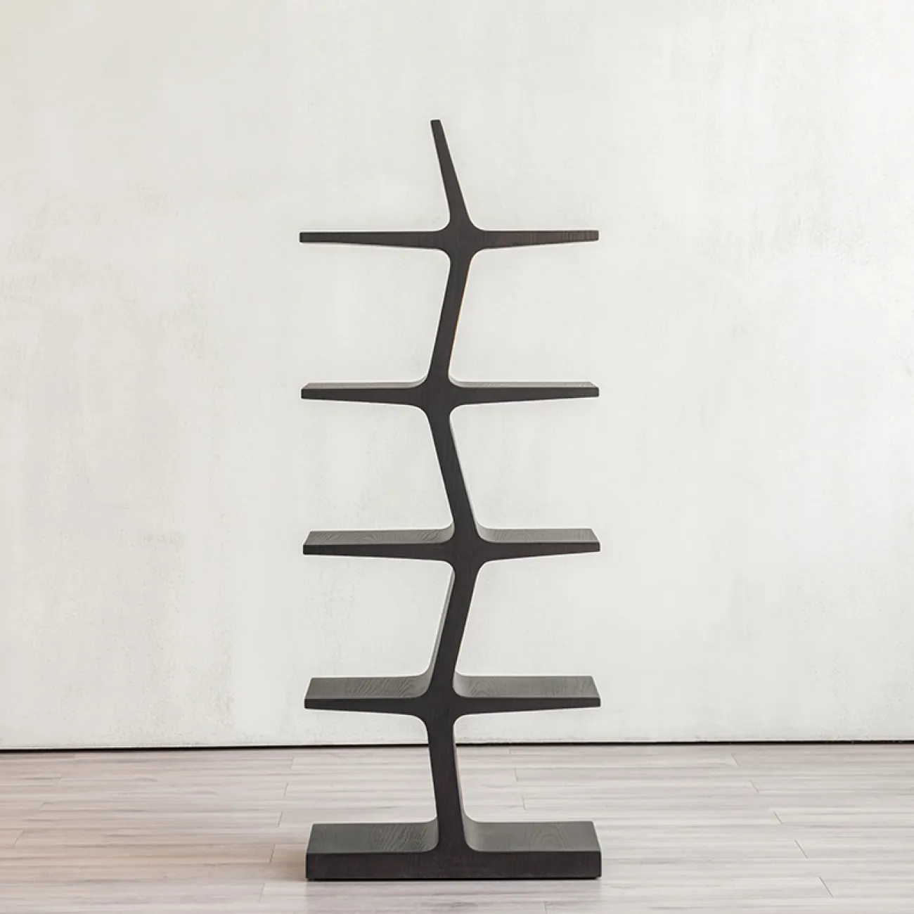 Минималистичная книжная полка из ясеня для гостиной  MIZEO 37346-29