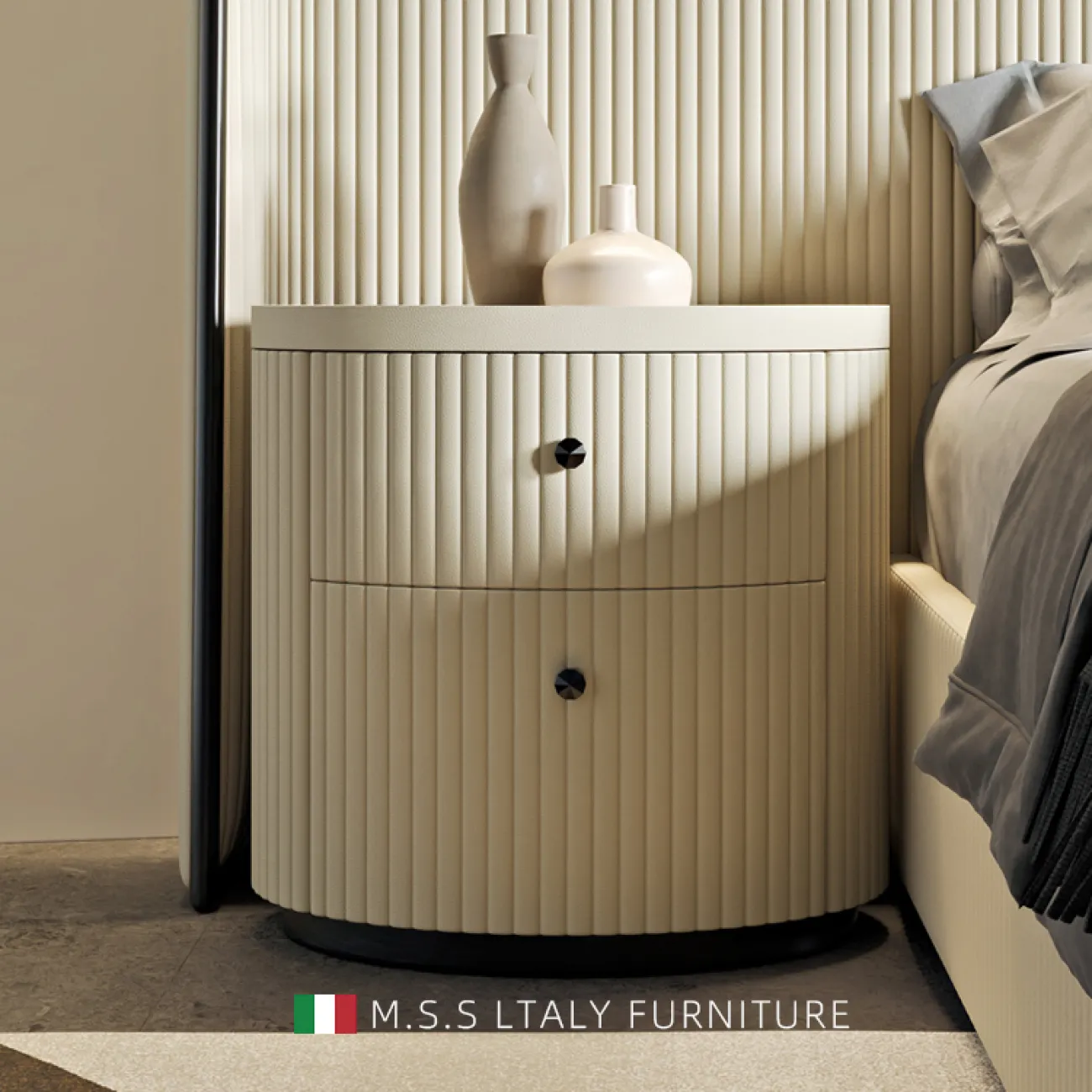 Французская овальная прикроватная тумба MSS 37352-29