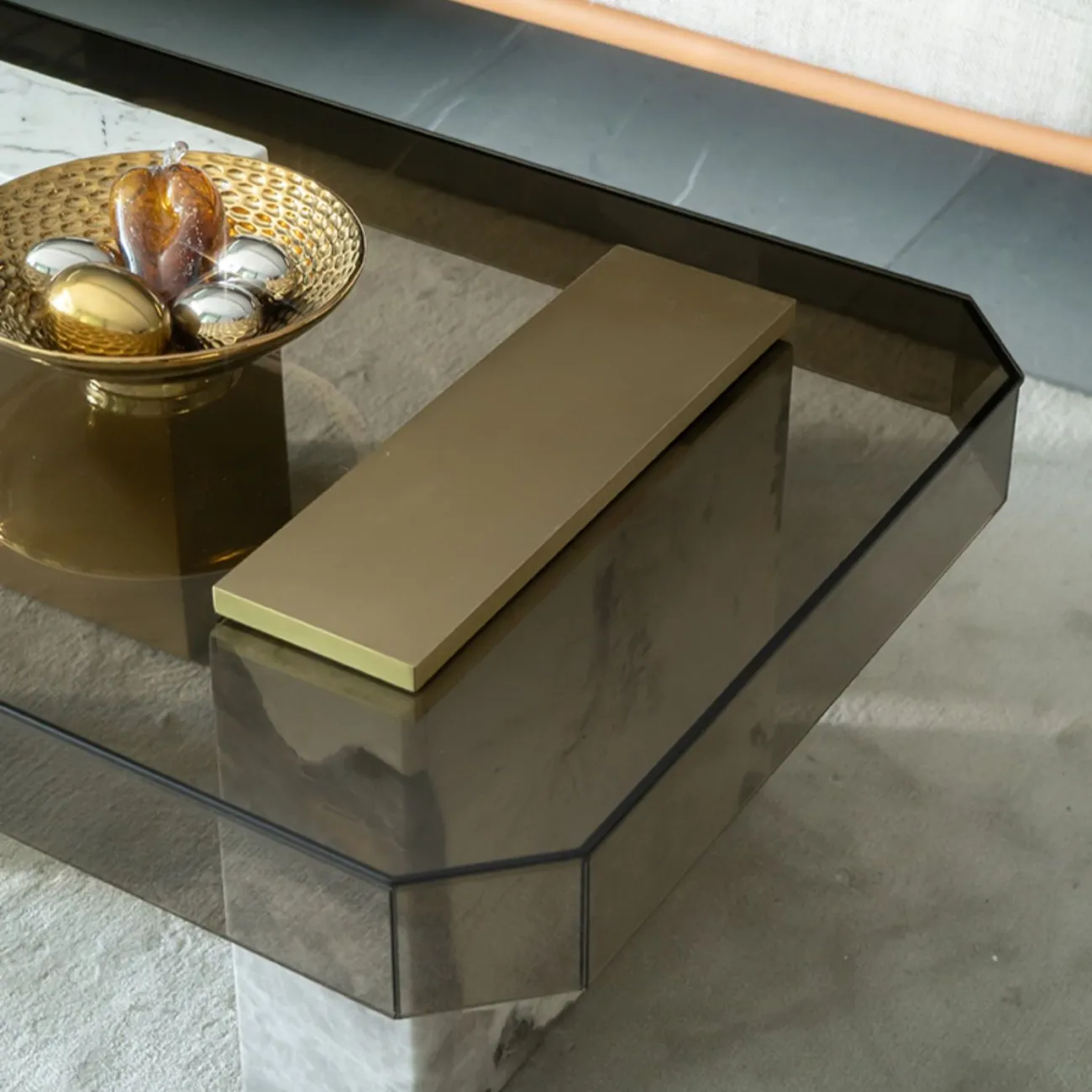 Роскошный журнальный столик из закаленного стекла MSS 37355-29