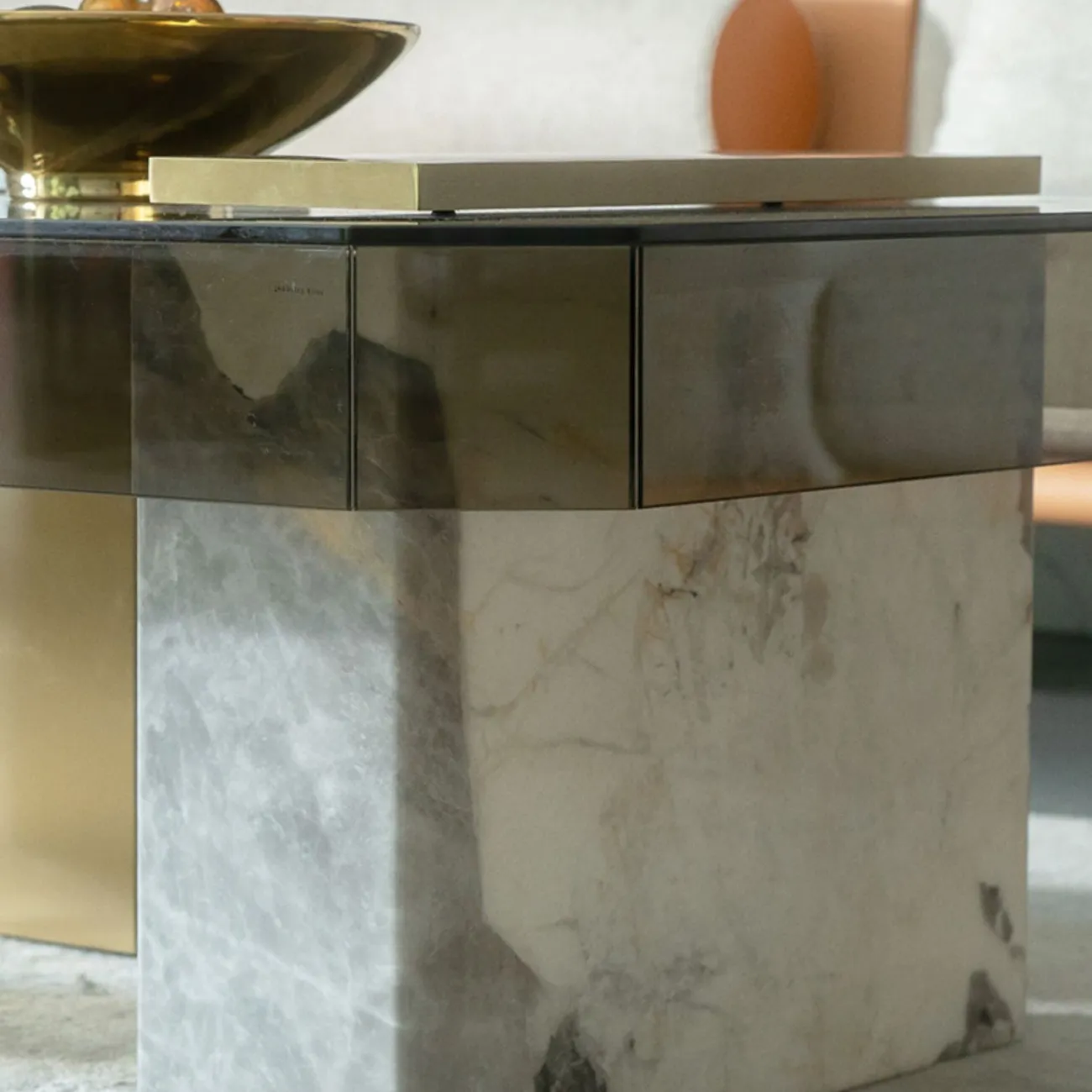 Роскошный журнальный столик из закаленного стекла MSS 37355-29