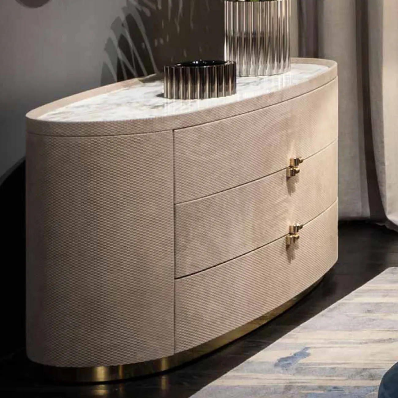 егкий роскошный комод в итальянском стиле для хранения MSS 37382-29