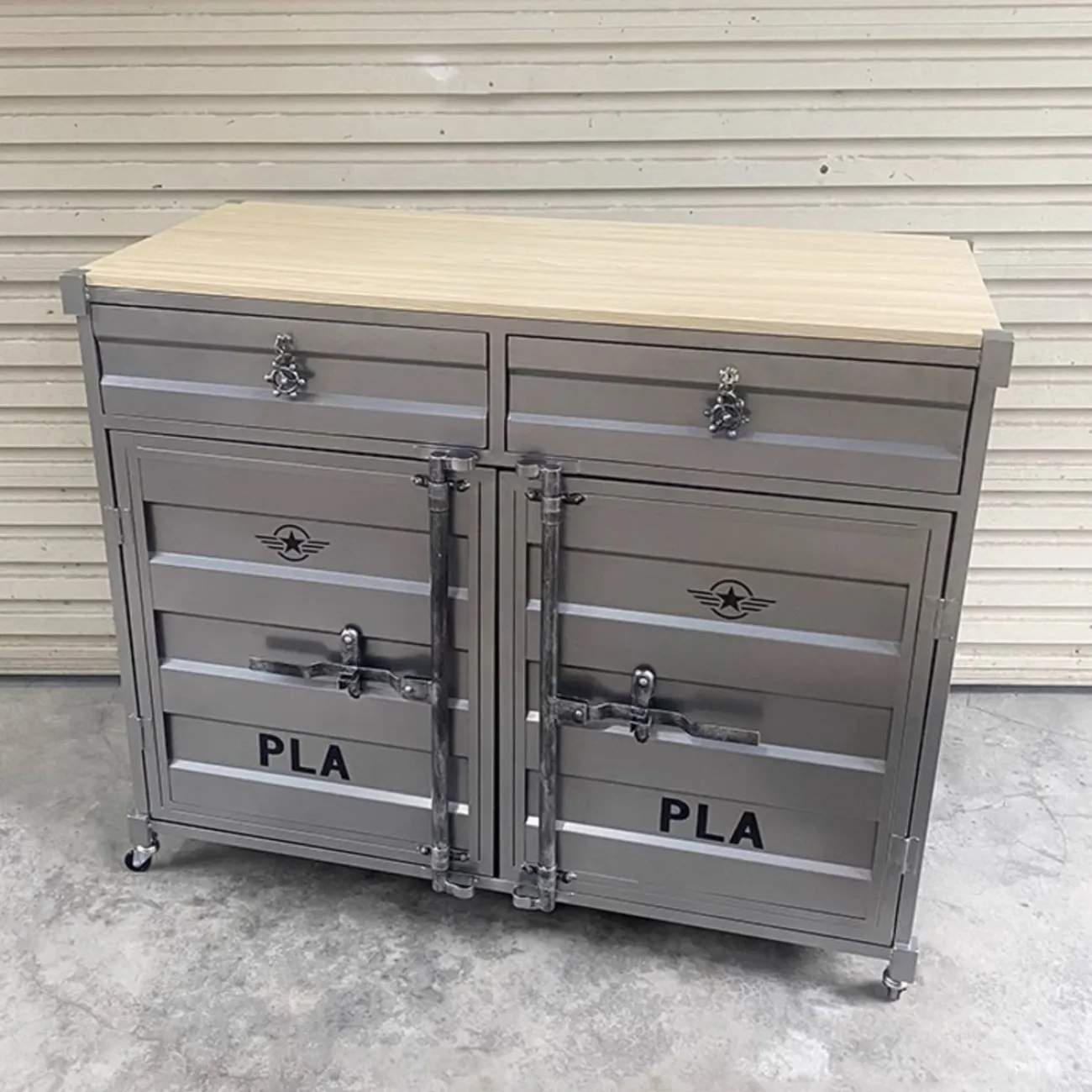 Шкаф из кованого железа в промышленном стиле Nautical 36519-29