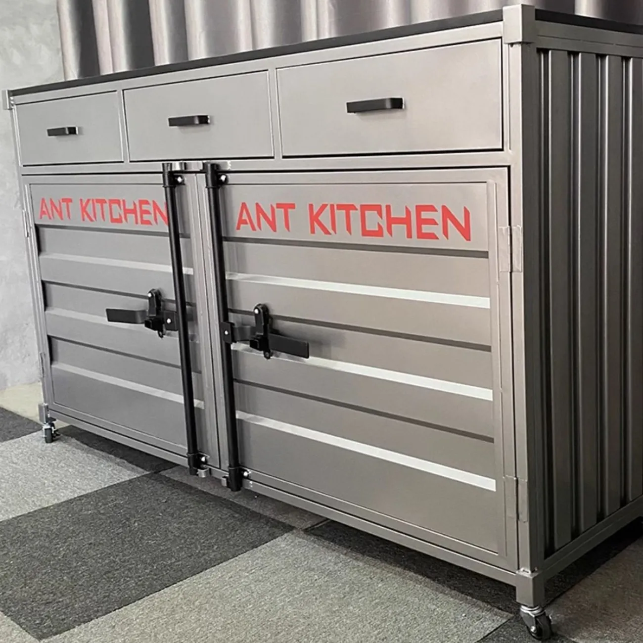 Шкаф из кованого железа в промышленном стиле Nautical 36519-29