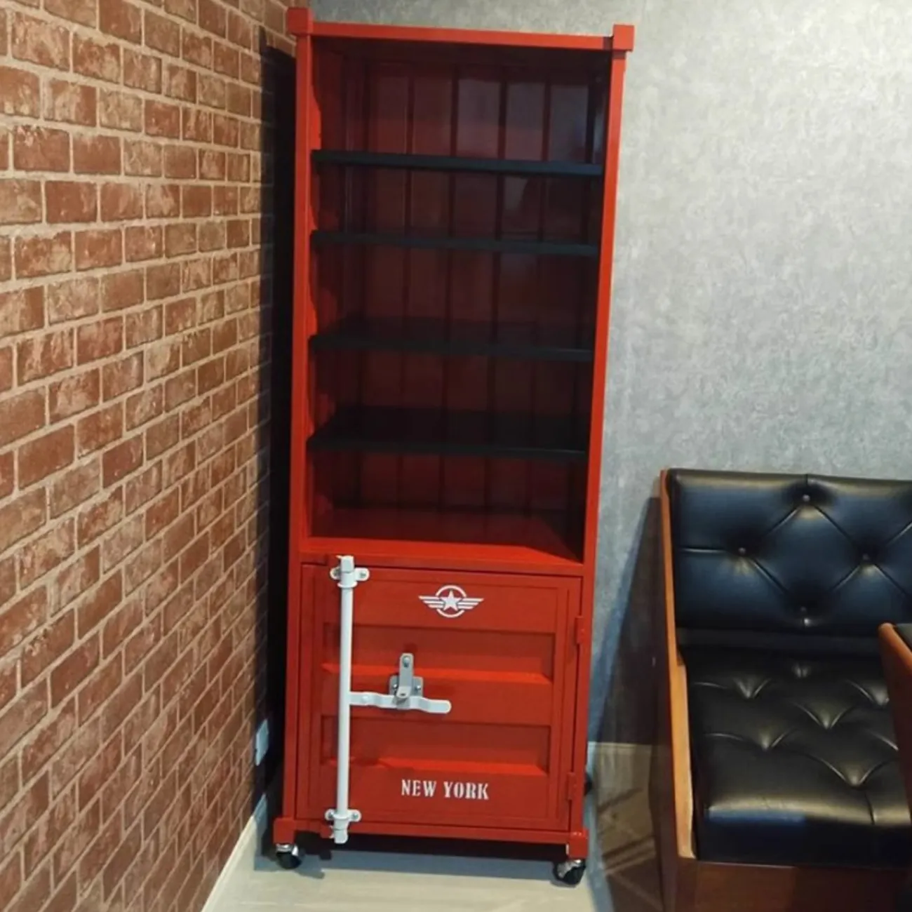 Металлический шкаф  в промышленном стиле Nautical 36521-29