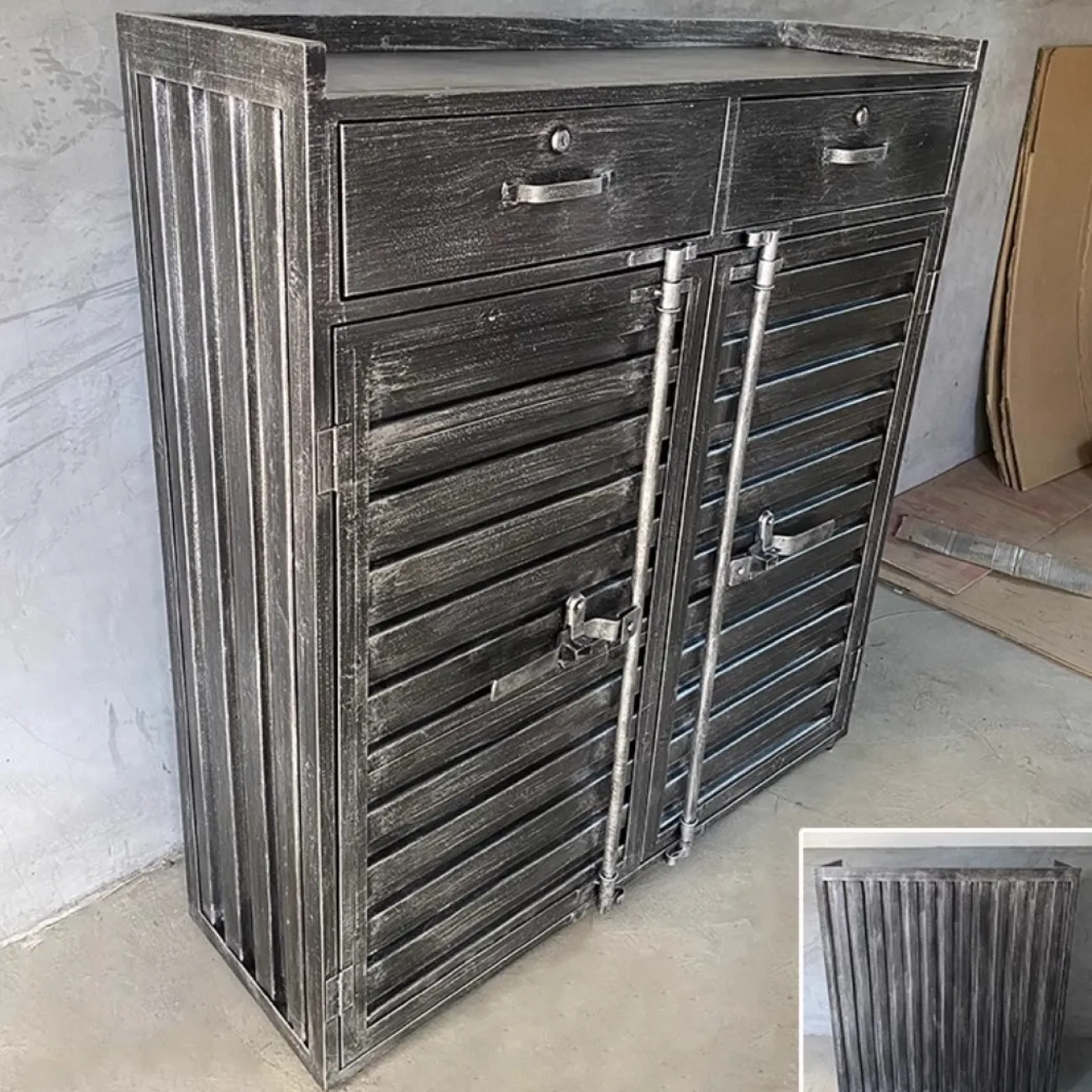 Шкаф из кованого железа в промышленном стиле Nautical 36523-29