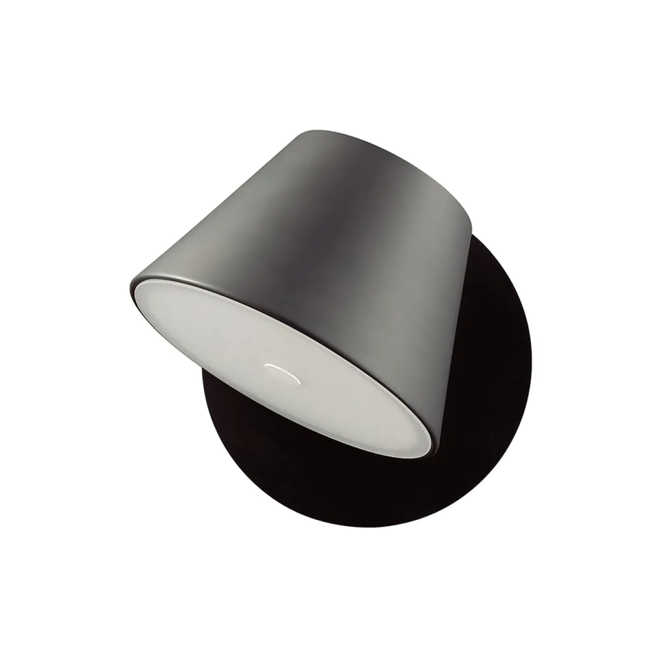 Бра с классической формой плафона в черном и белом цветах ADELA WALL