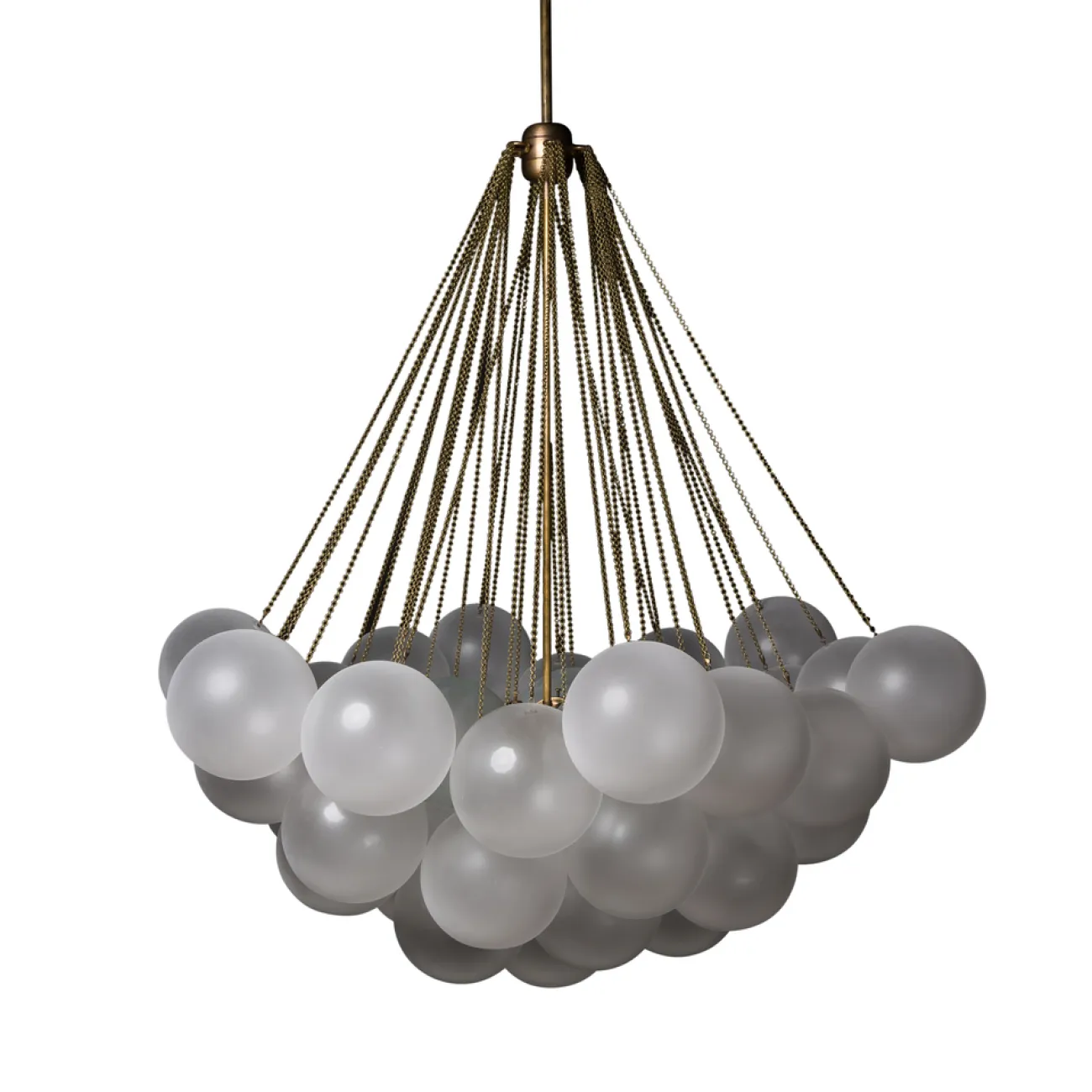 Подвесная люстра с декоративными шарами из полупрозрачного стекла AGDA