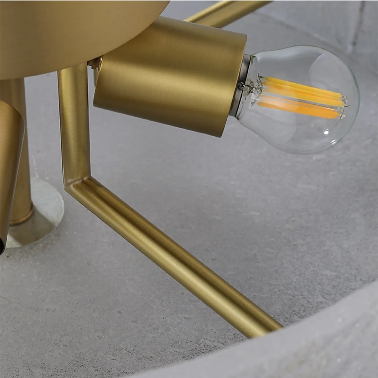 Подвесная люстра с абажуром из узорчатого стекла ANEMON CH