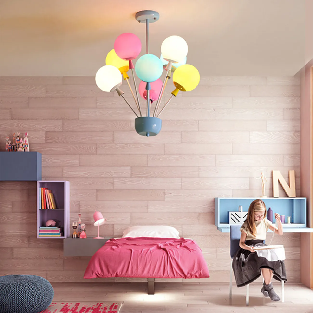 Люстра на штанге с воздушными шарами для детской комнаты BALLOON-UP A