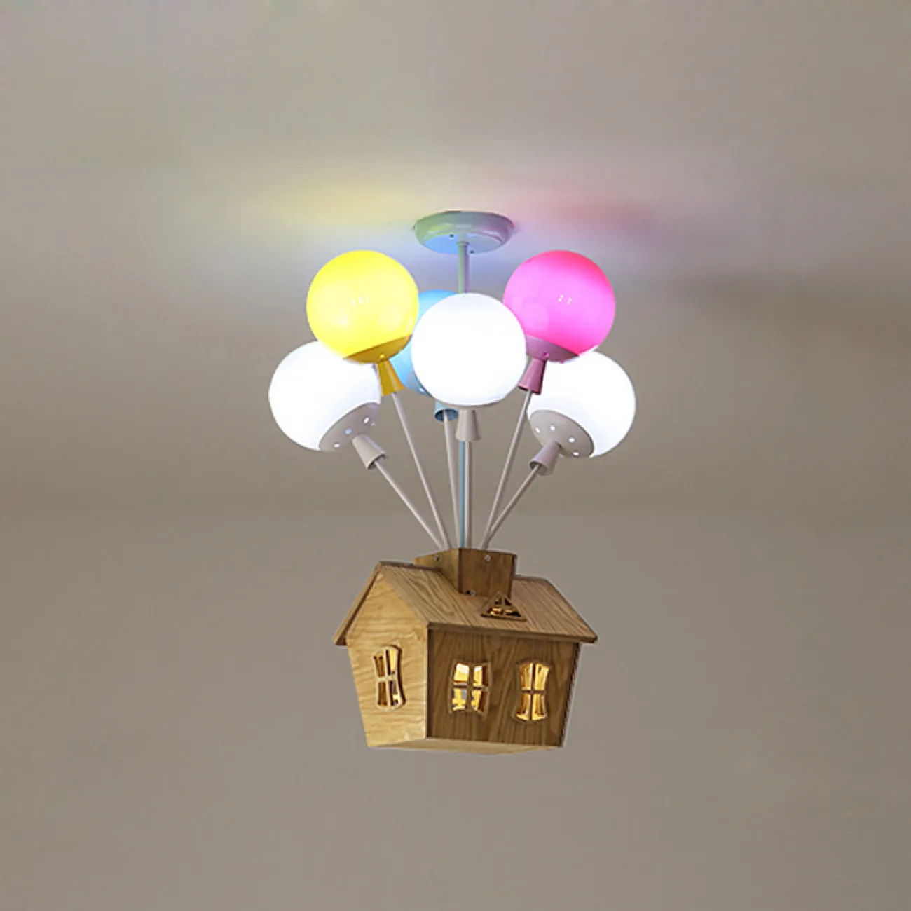Люстра на штанге с домиком и воздушными шарами для детской комнаты BALLOON-UP B