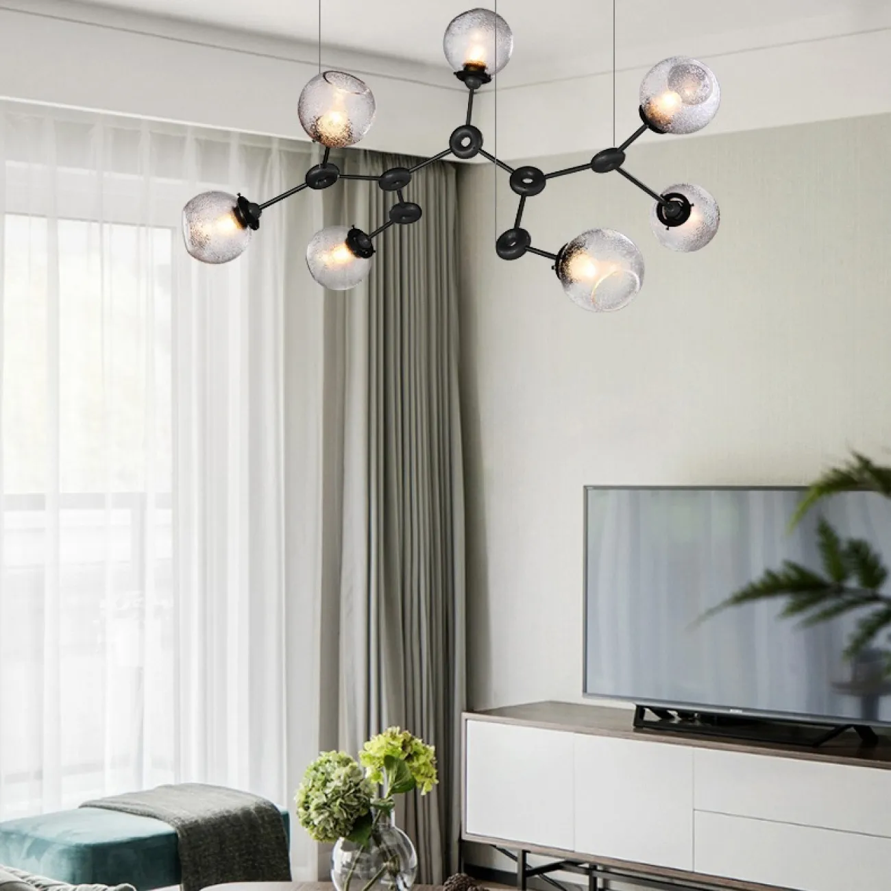 Люстра молекулярной формы со стеклянными плафонами BELVIS