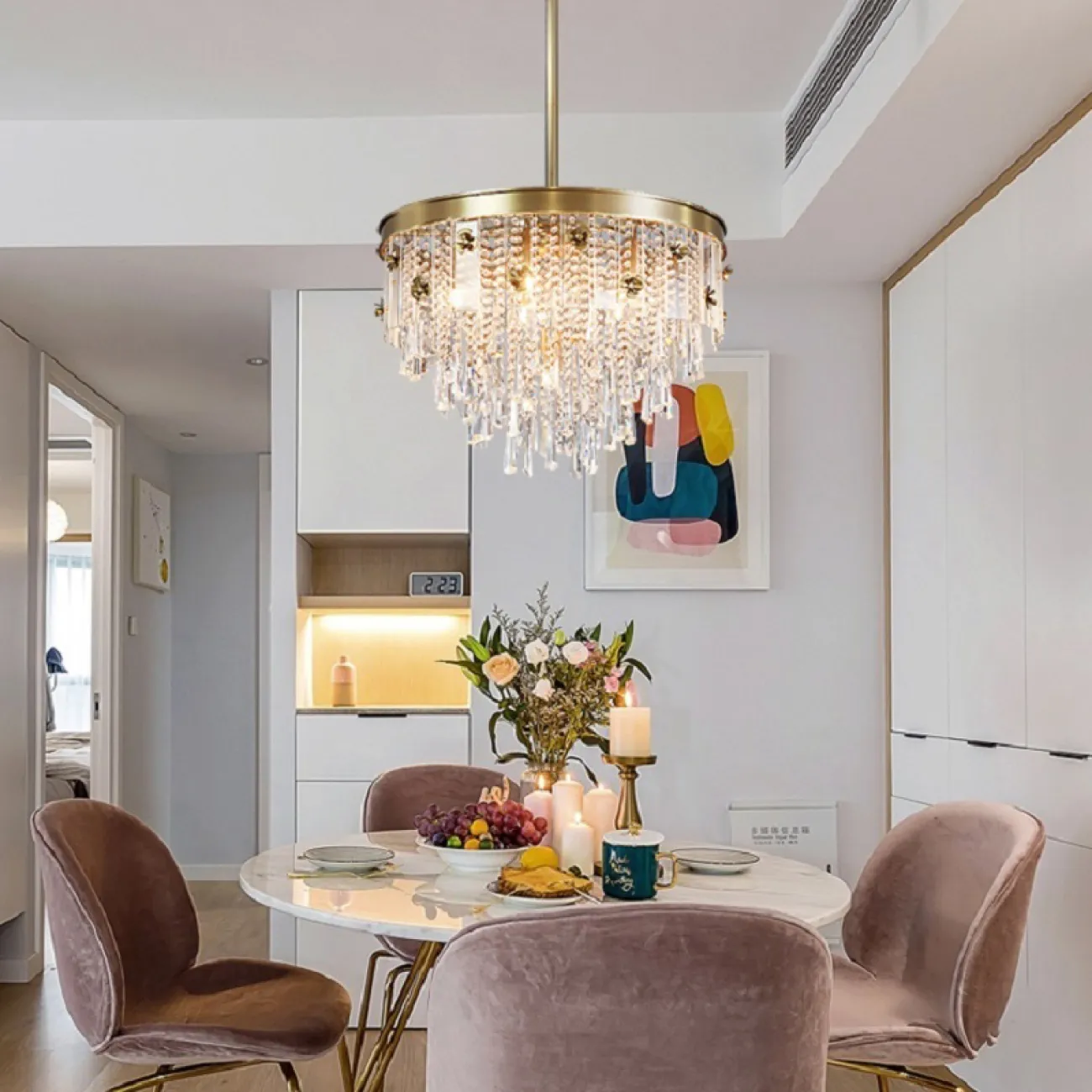 Люстра в стиле постмодерн с подвесками в виде стеклянных кристаллов BOUND