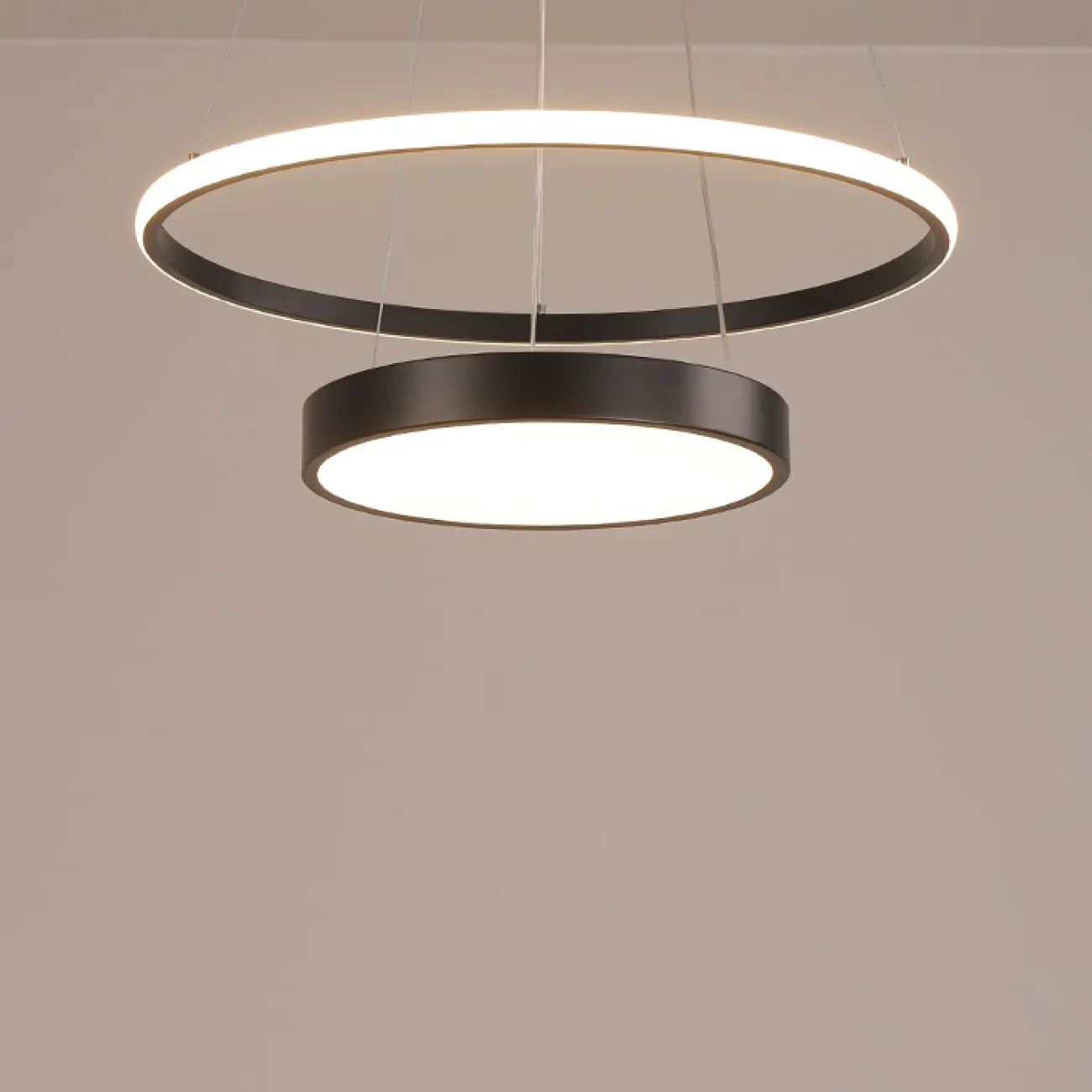 Кольцевая светодиодная люстра с LED матрицей CHANCE ONE