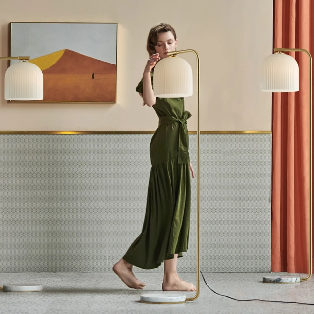 Торшер со стеклянным плафоном CHIVASSO Торшер со стеклянным плафоном CHIVASSO