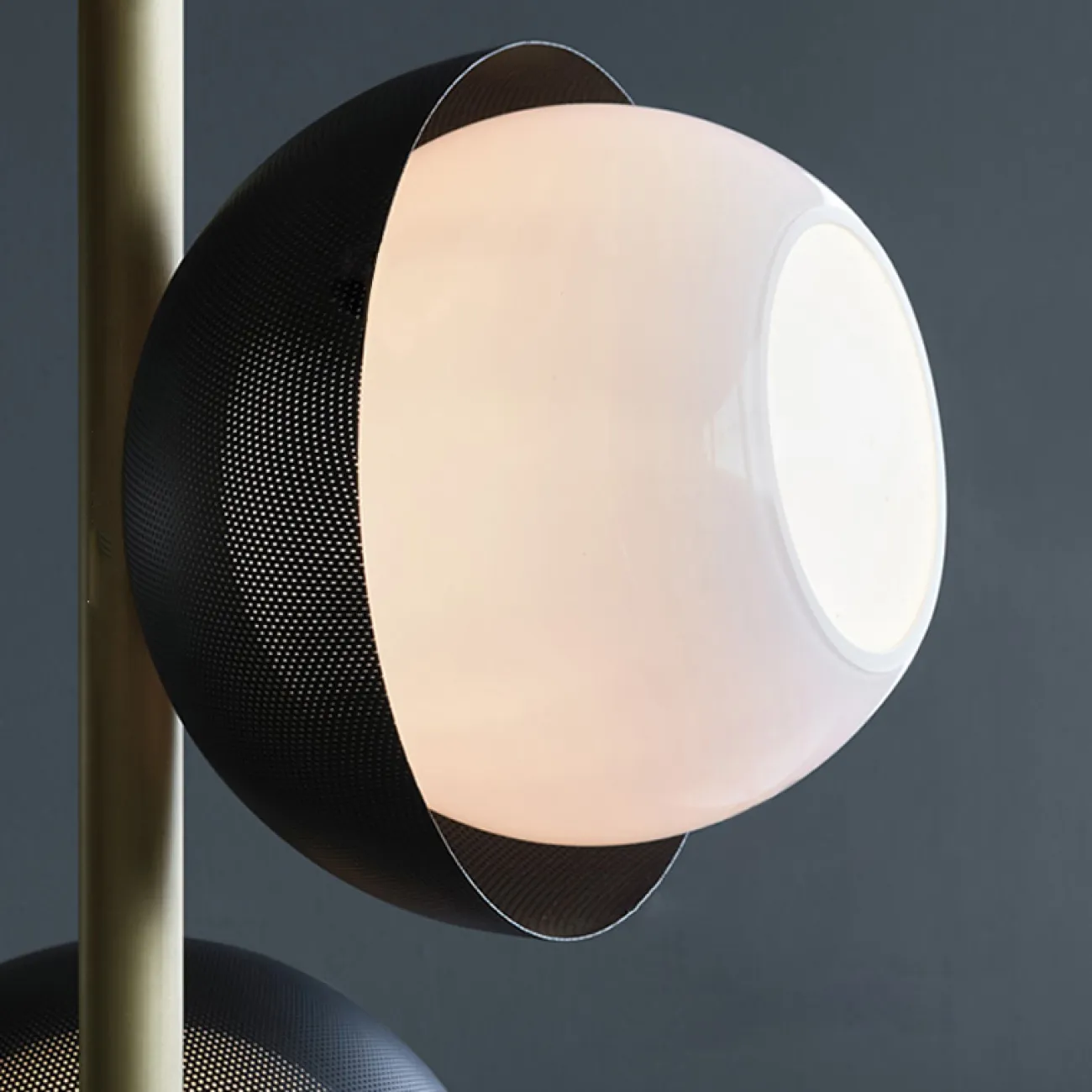 Потолочный светильник с каркасом из металла и плафонами из стекла CRAIG