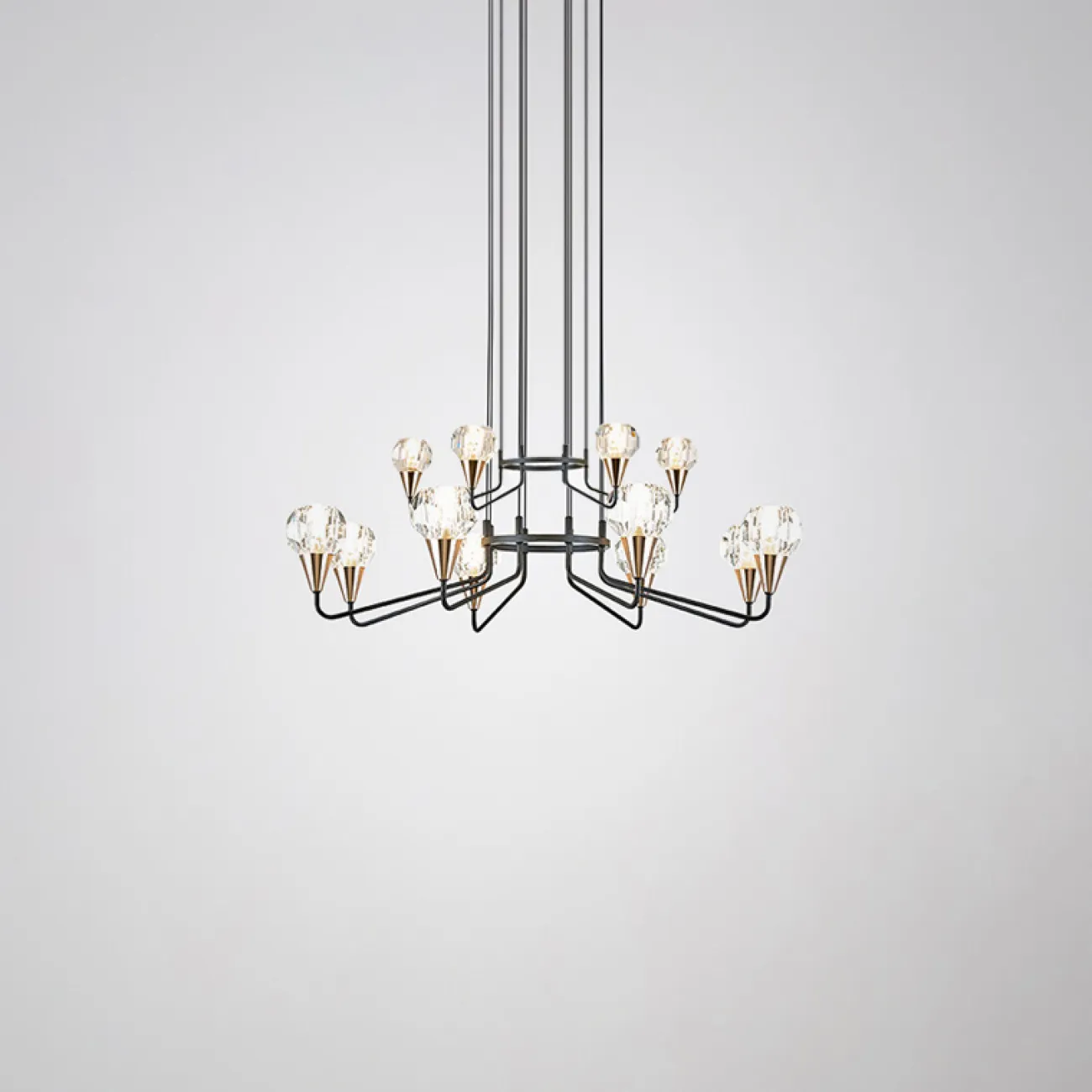 Подвесная люстра с плафонами из граненого стекла CREIL