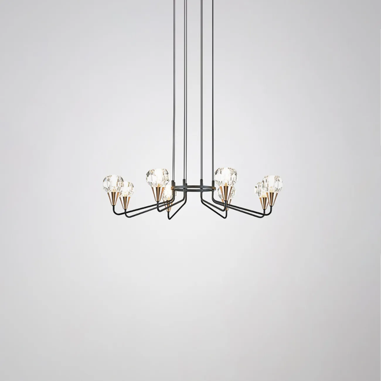 Подвесная люстра с плафонами из граненого стекла CREIL