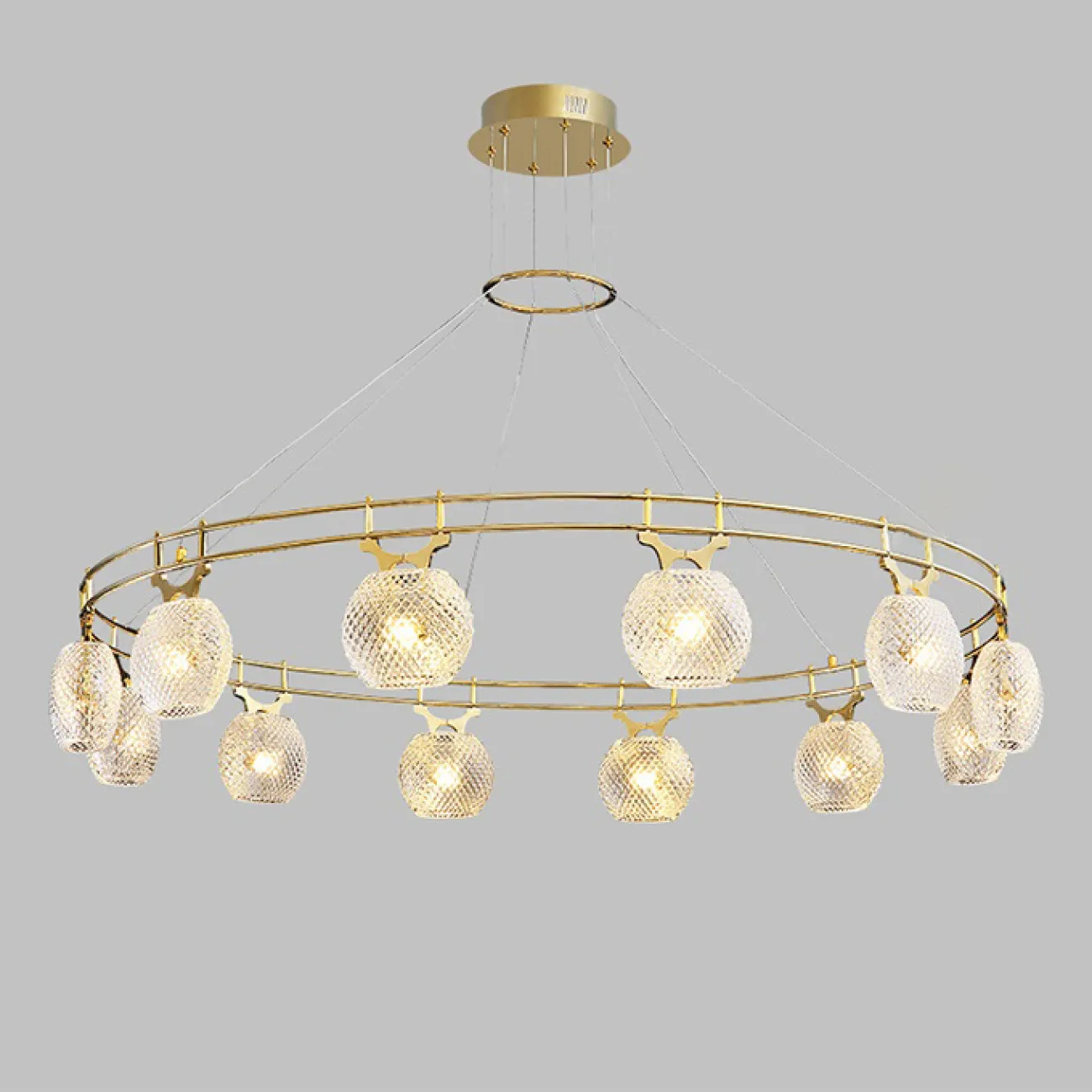 Кольцевая люстра с плафонами из рифленого стекла DORIS