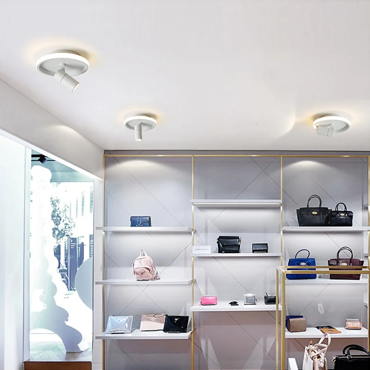 Светодиодный потолочный светильник с поворотным механизмом ETEL B