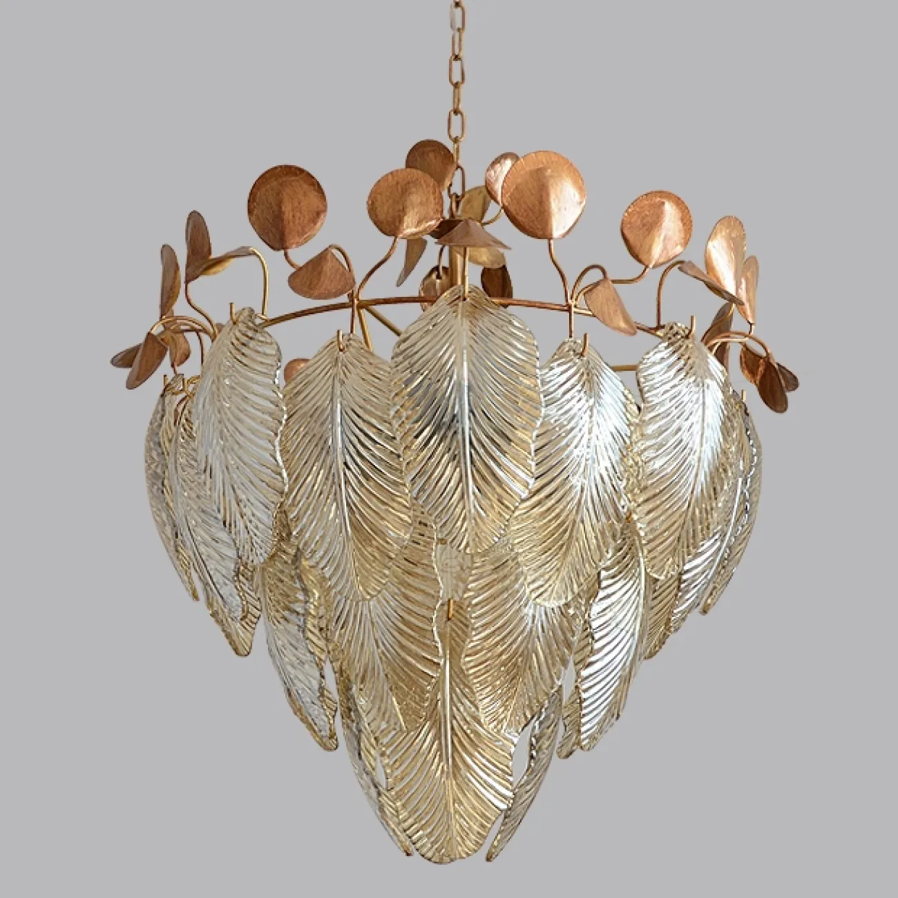 Люстра с декором из стеклянных листьев FELICIA